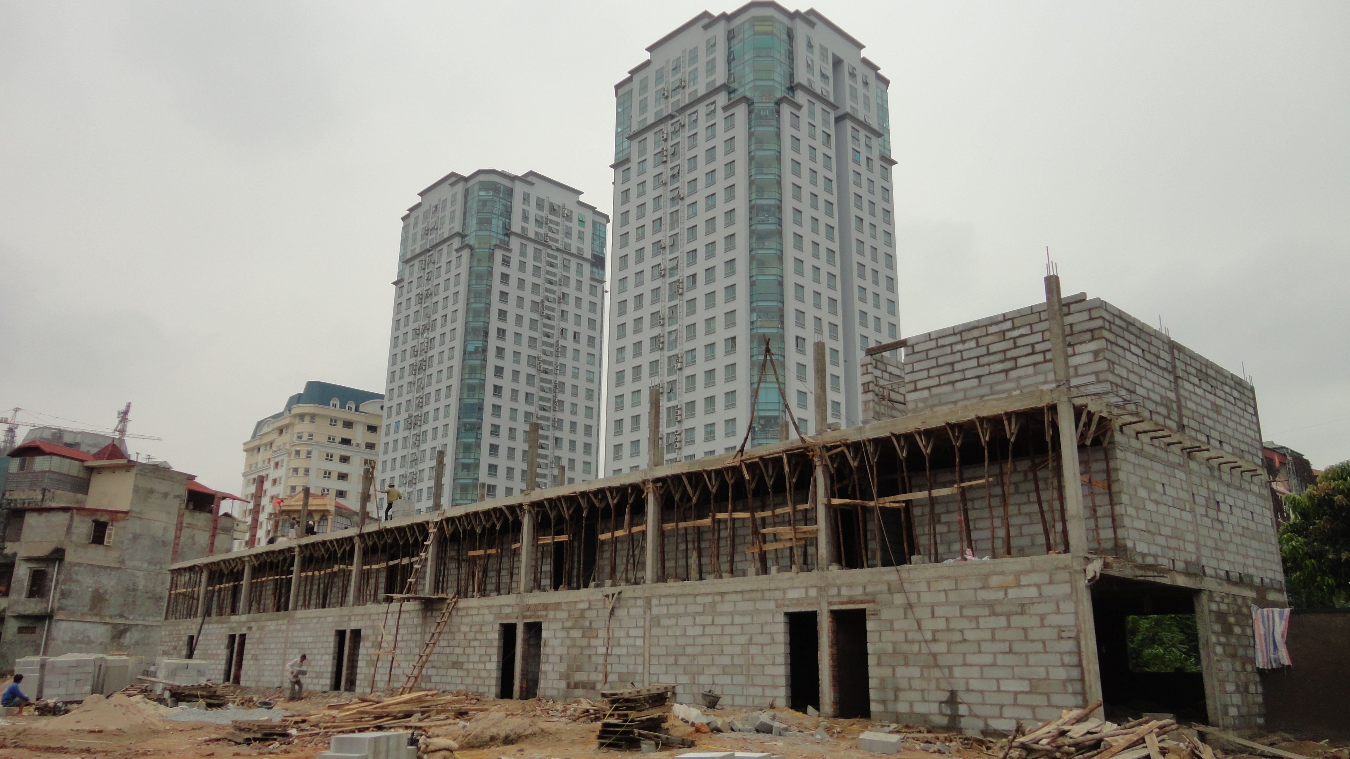 Gạch nhẹ SCL – BLOCK được sử dụng xây trường Đại Học Nguyễn Trãi